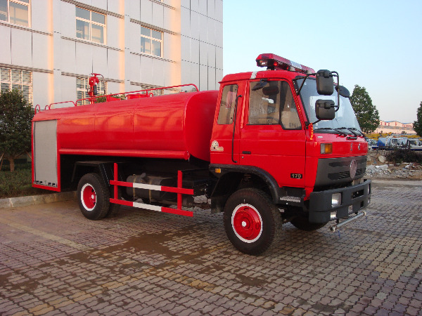 東風(fēng)10噸消防灑水車