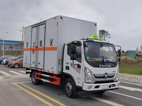 福田奧鈴煙花爆竹運(yùn)輸車