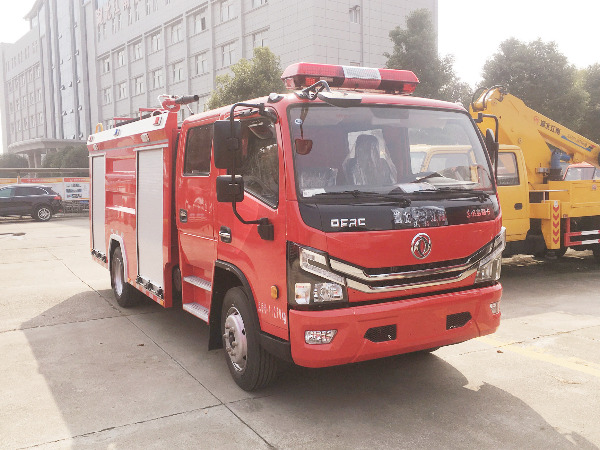 JDF5110GXFSG50/E6型水罐消防車