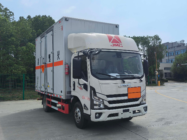 江鈴凱運爆破器材運輸車