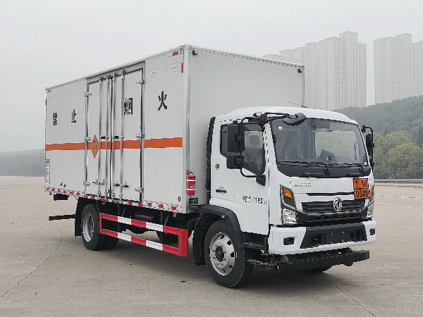 東風(fēng)凱普特爆破器材運(yùn)輸車 東風(fēng)凱普特爆破器材運(yùn)輸車